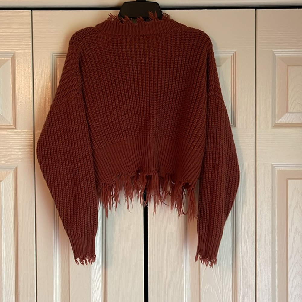 Cropped sweater - Picture 2 of 3